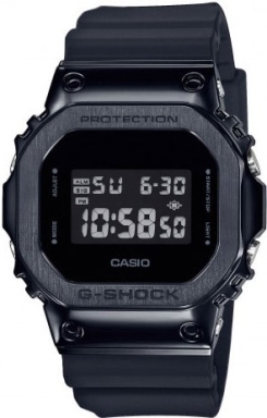 Часы Casio G-Shock GM-5600B-1E